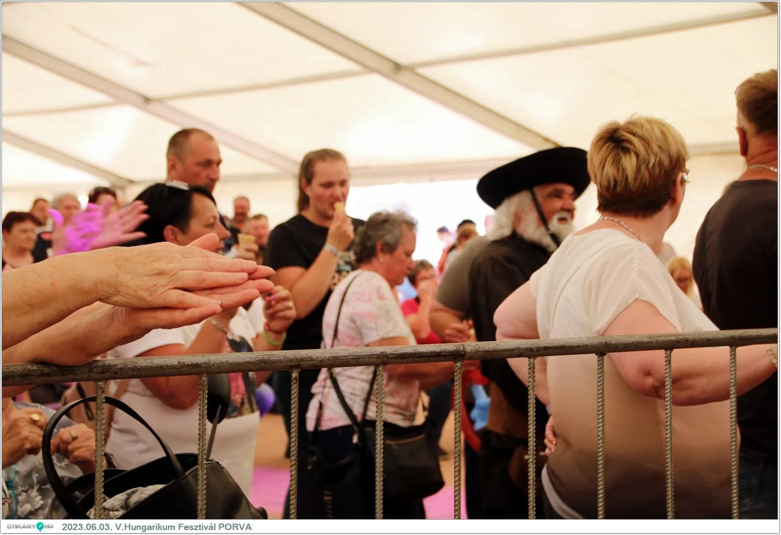 Fotók, Útirány.hu