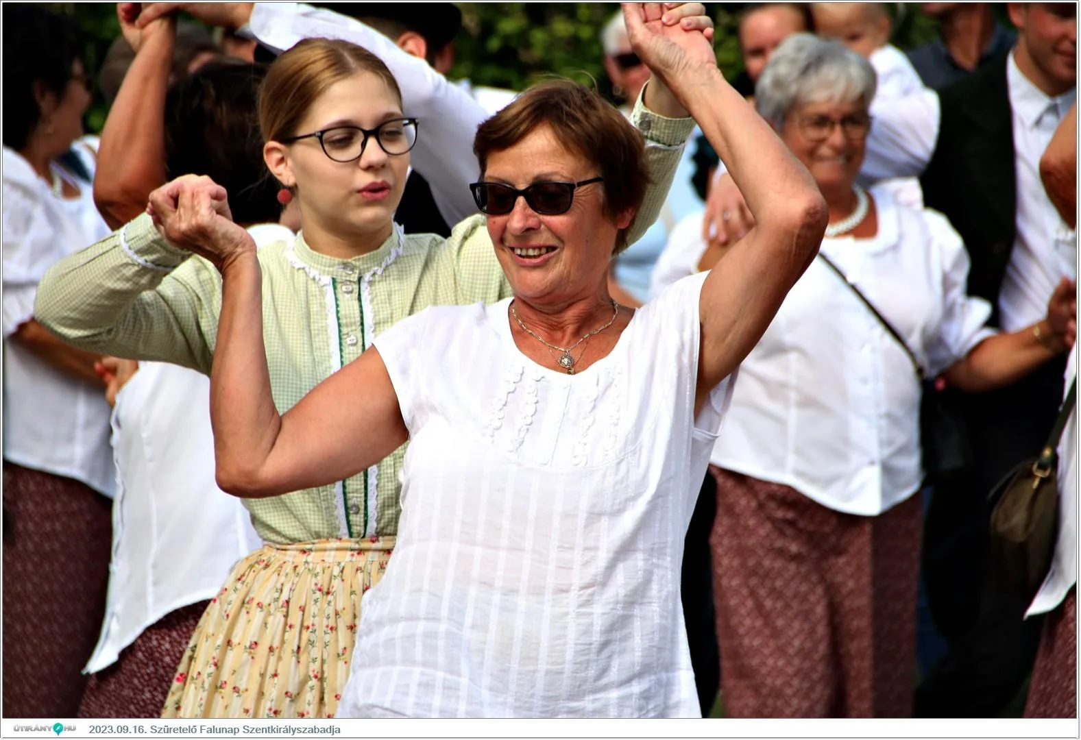 Fotók, Útirány.hu