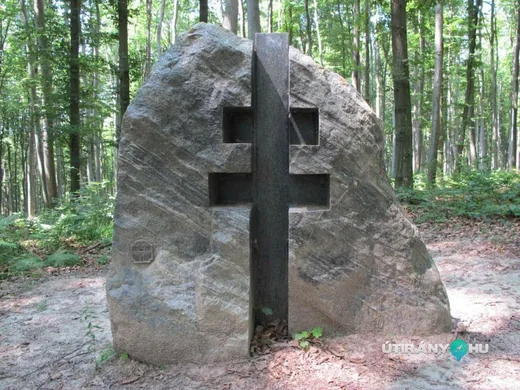 'Széchenyi Emlékkő (Táborhely-hegy)' cikk borítóképe