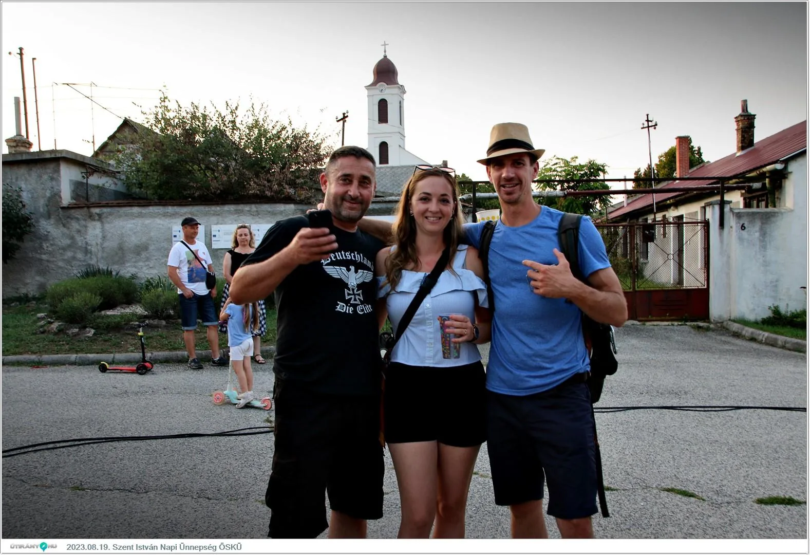 Fotók, Útirány.hu /délután, este /: