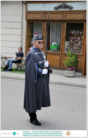 Díjkiosztó, szentelés, avatás, felvonulás