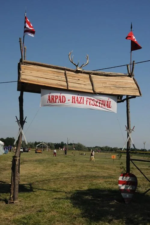 ' Árpád-Házi Fesztivál' cikk borítóképe
