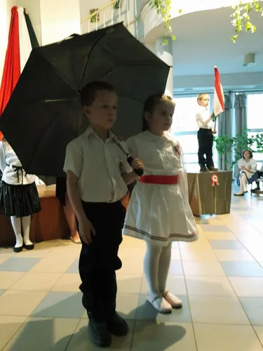 Ünnepi műsor és fáklyás felvonulás