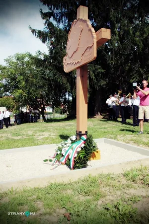 I és II Világháborús Emlékmű átadás. Fotók: Útirány.hu