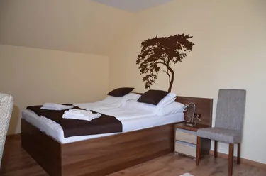 Emeleti Standard háromágyas szoba