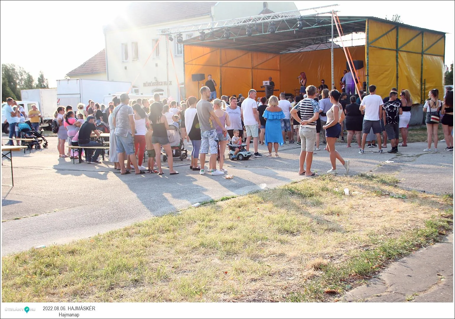 Fotók, Útirány.hu