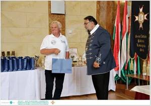 Díjkiosztó, szentelés, avatás, felvonulás