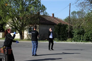 "Maradj otthon" a Petőfi Színház jön el! Online is!
