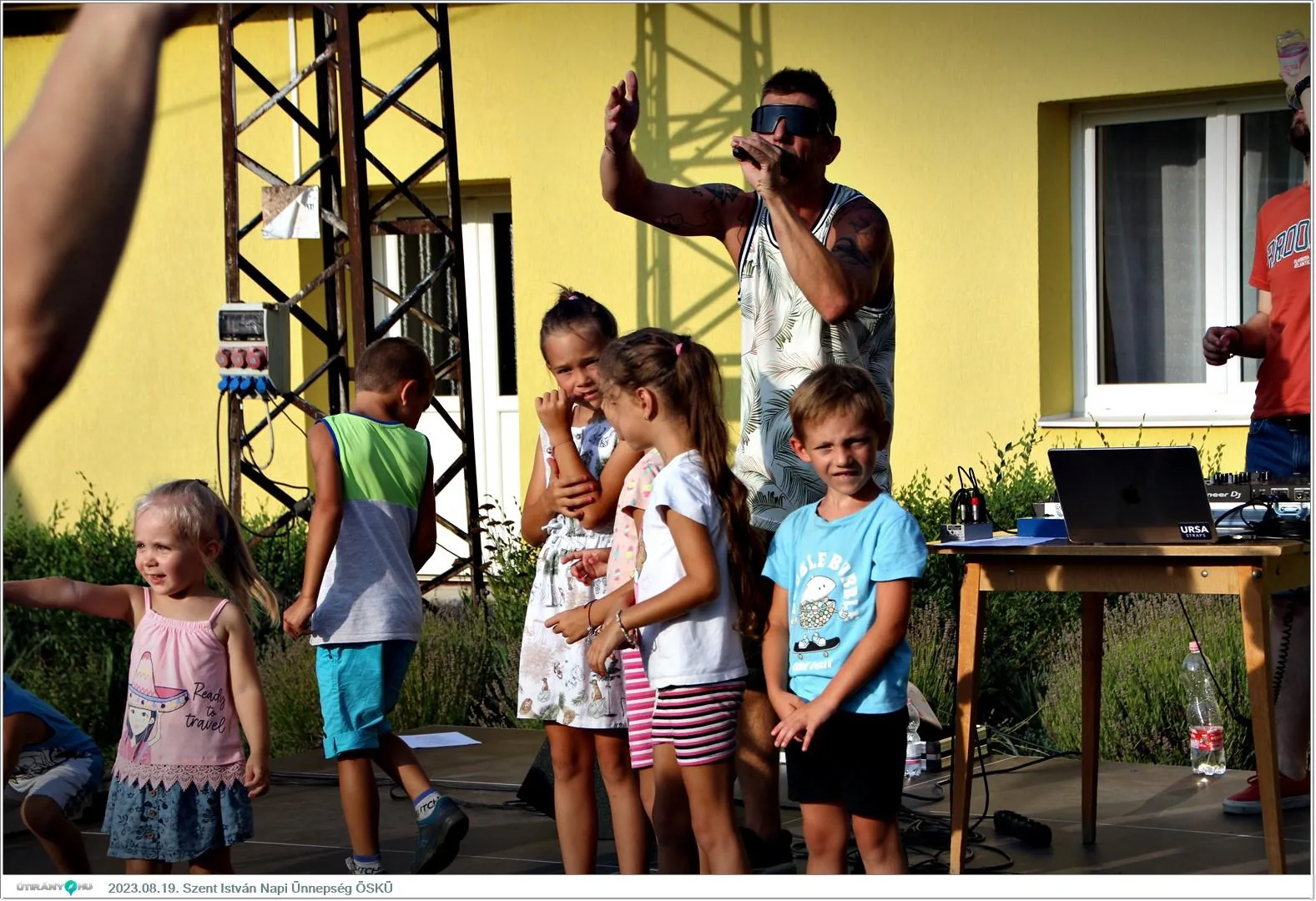 Fotók, Útirány.hu /délután, este /: