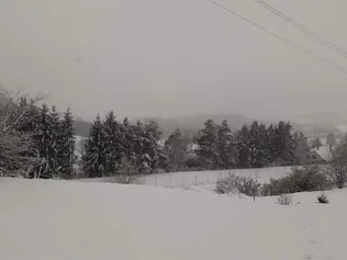 Télikabát a bárányfelhőkön borítóképe