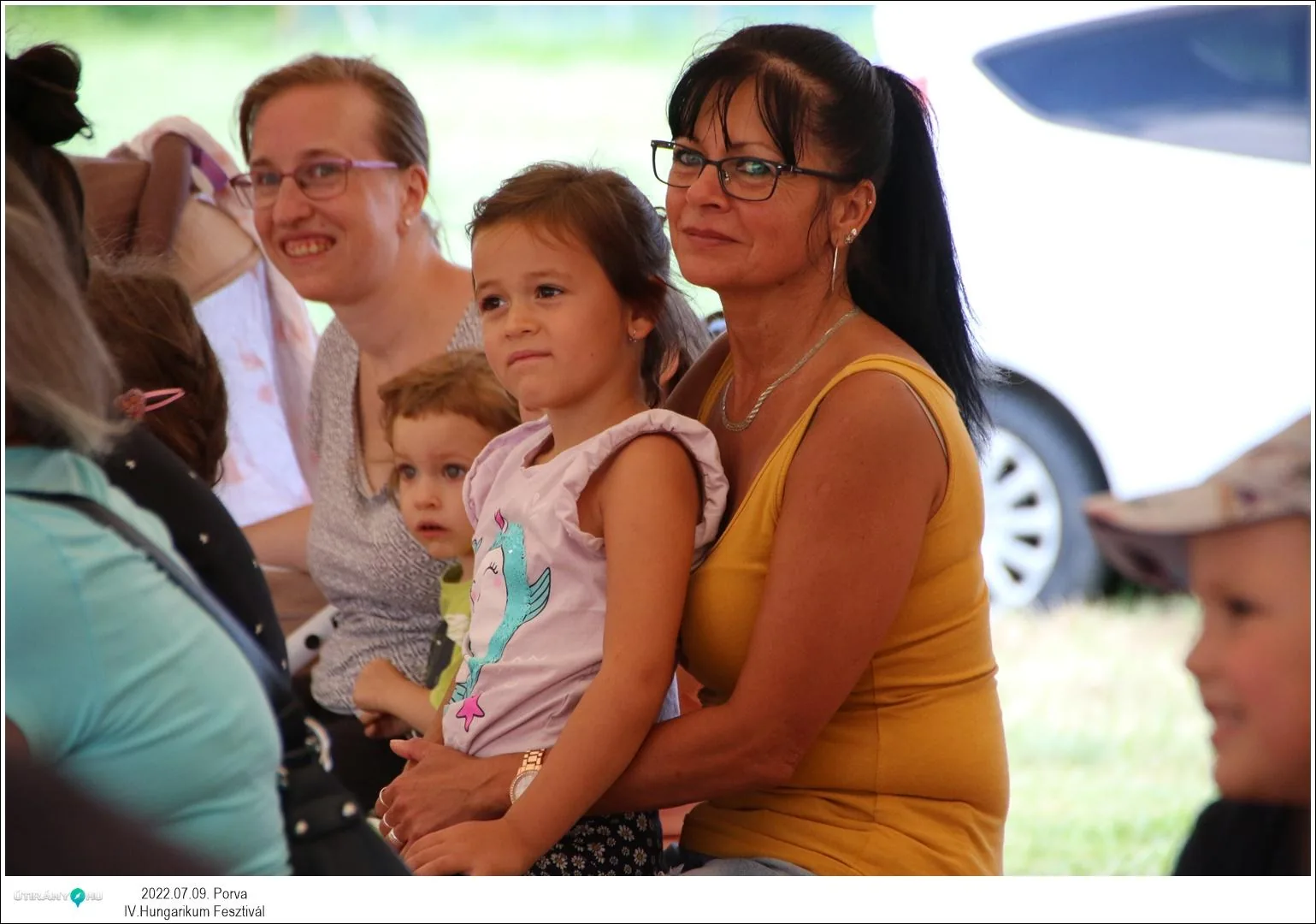 Fotók, Útirány.hu: