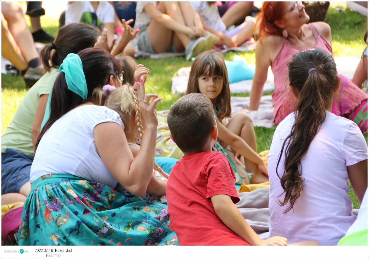 Fotók, Útirány.hu: