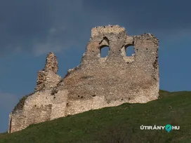 Szarvaskő vára borítóképe