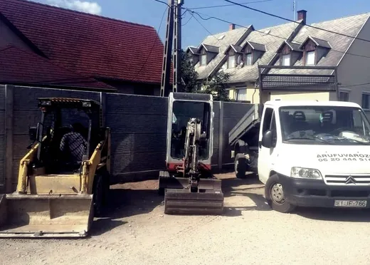 'Gépi földmunka' cikk borítóképe