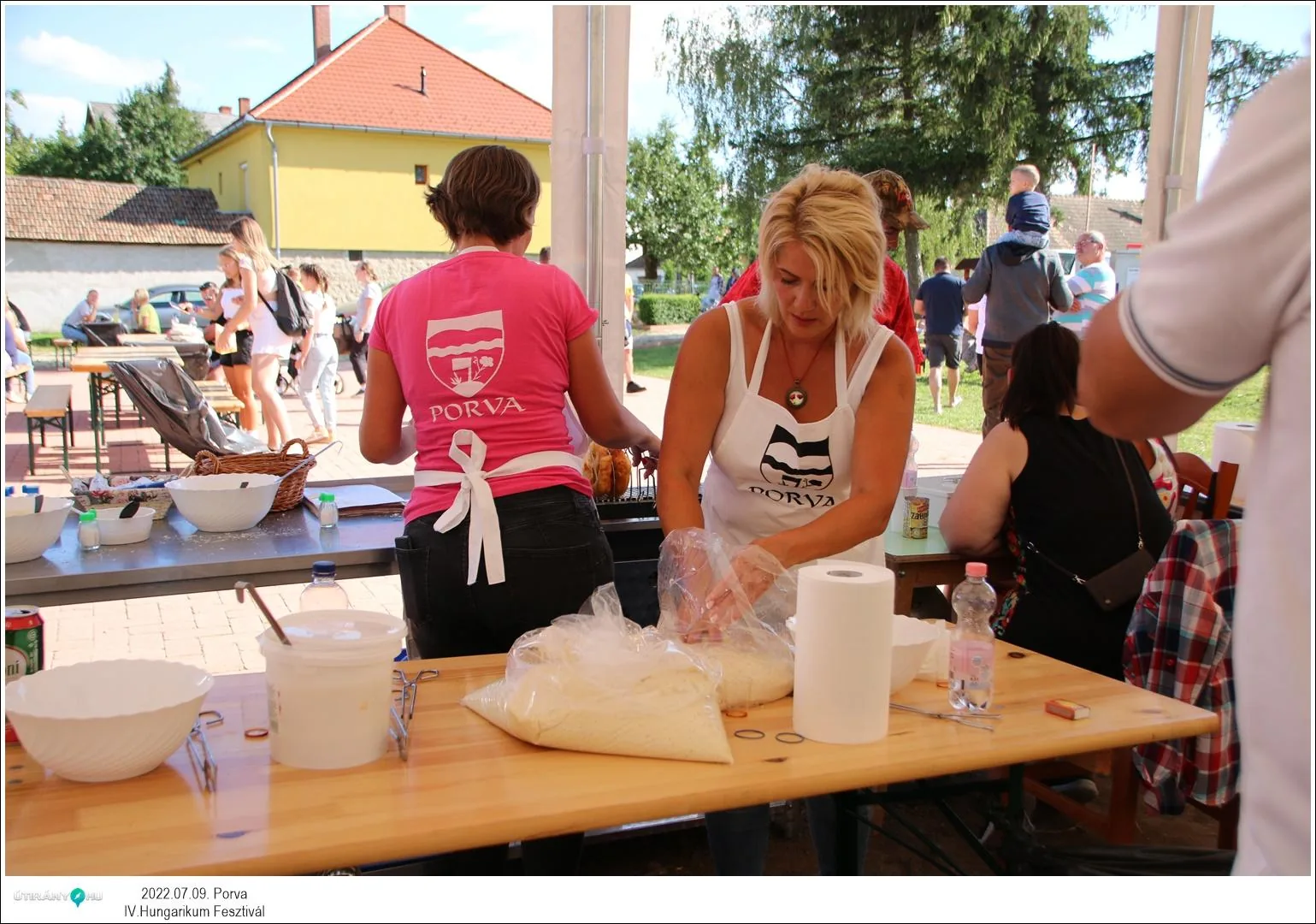 Fotók, Útirány.hu: