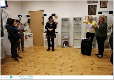 Fotók, Útirány.hu: