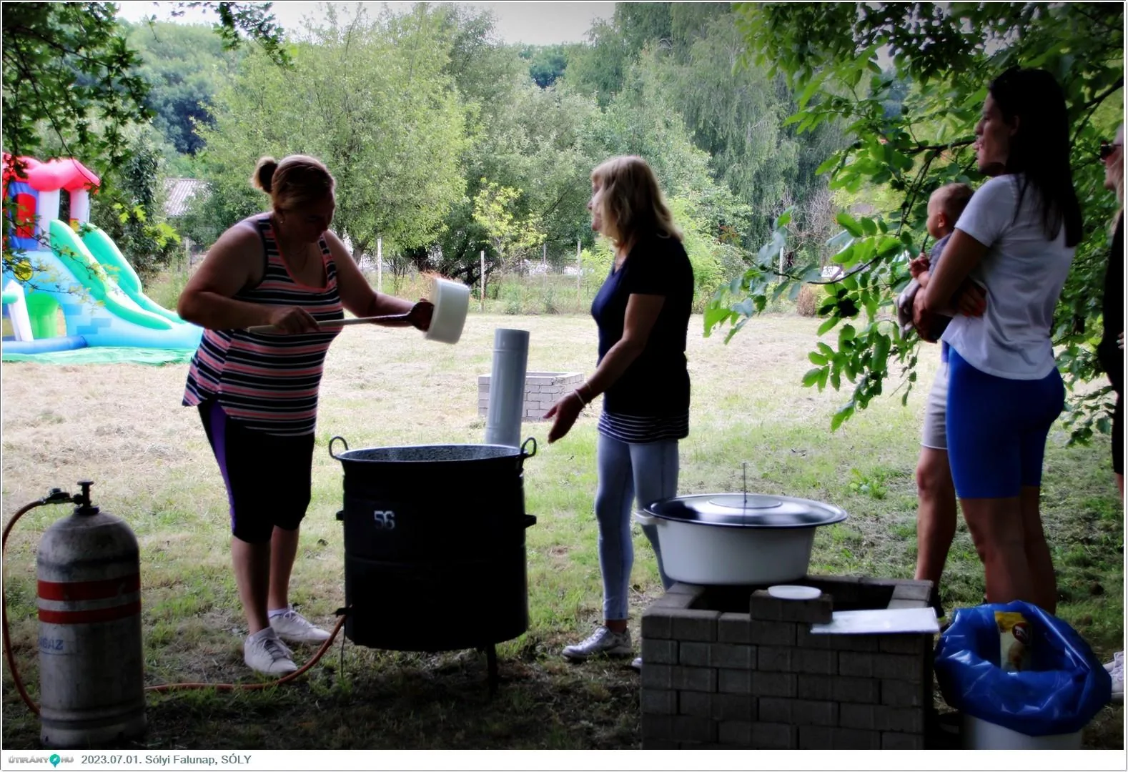 Fotók, Útirány.hu: