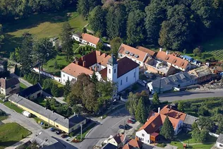 Ünnepi liturgikus rend és nyitvatartás Bakonybél borítóképe