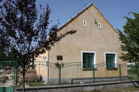 Dr. Szalai Miklós Emlékház borítóképe