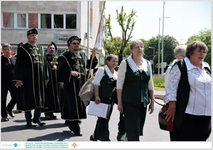 Díjkiosztó, szentelés, avatás, felvonulás