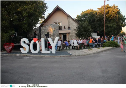 'VI. Sólyi Falunap' cikk borítóképe