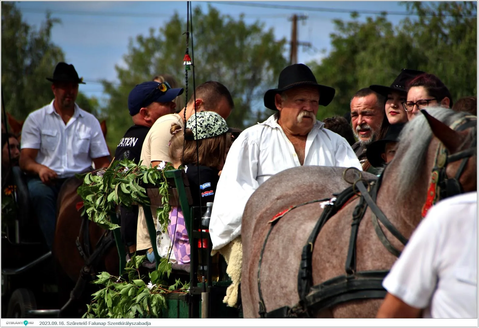 Fotók, Útirány.hu