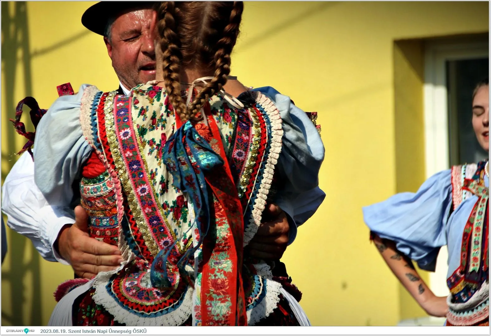 Fotók, Útirány.hu /délután, este /: