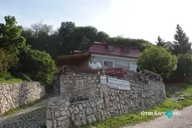 Lovagvár Falatozó borítóképe