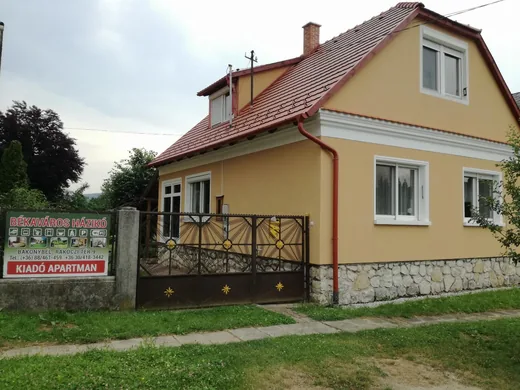 'Békaváros Házikó' cikk borítóképe