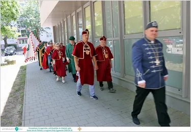 Ünnepélyes lovagavatás, pálinkaáldás és díjátadó gála