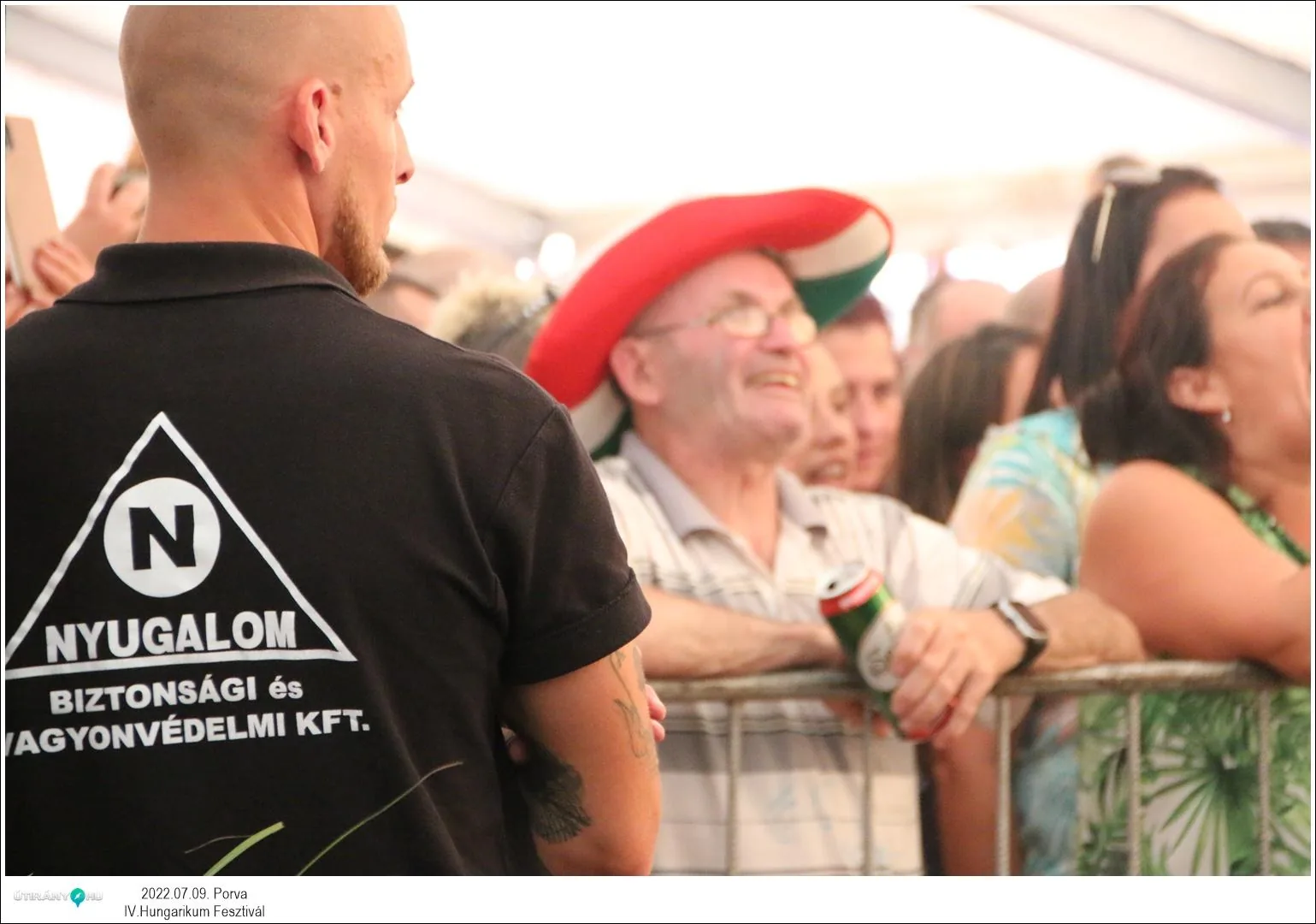 Fotók, Útirány.hu: