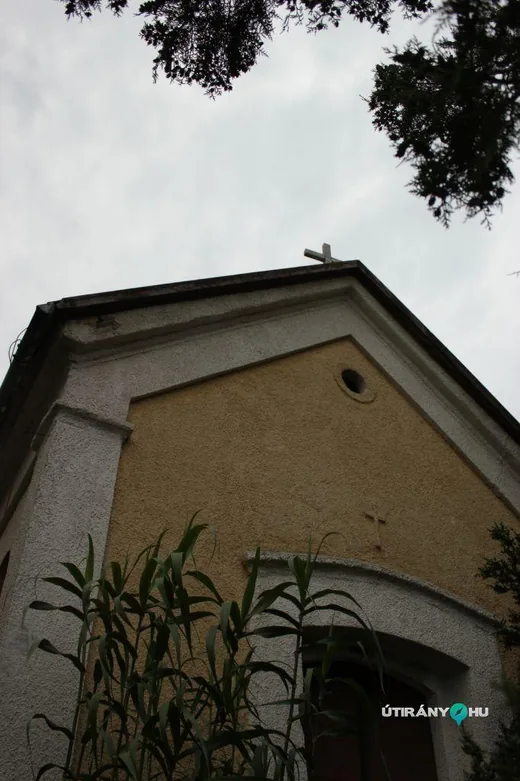 'Katolikus Kápolna' cikk borítóképe