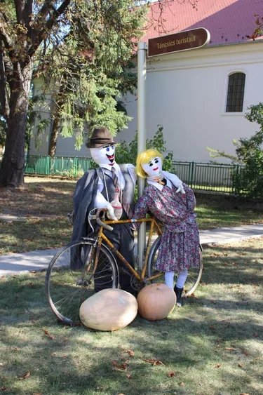 Szüreti felvonulás és utcabál