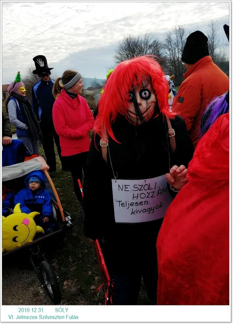 VI. Szilveszteri jelmezes futás. Fotók: Önkormányzat