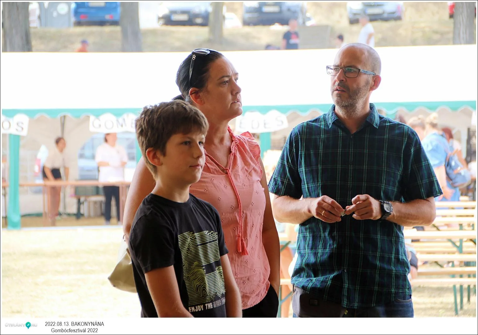 Fotók, Útirány.hu: