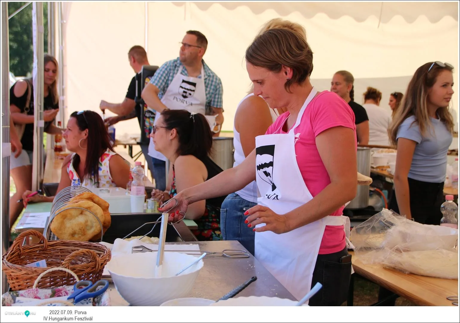 Fotók, Útirány.hu: