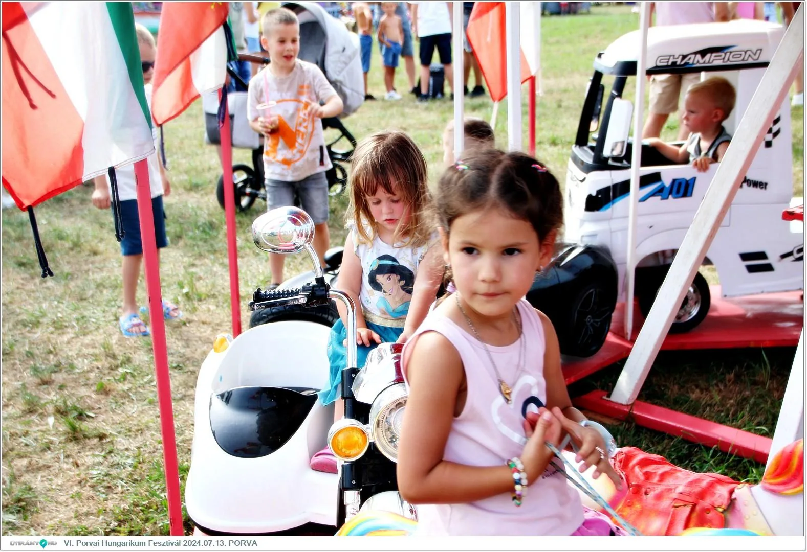 Fotók, Útirány.hu