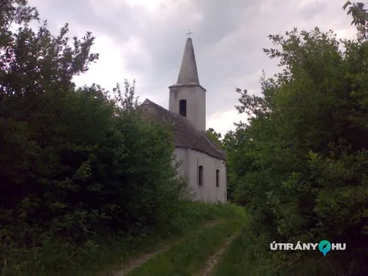 'Zsörk és Kápolnája' cikk borítóképe