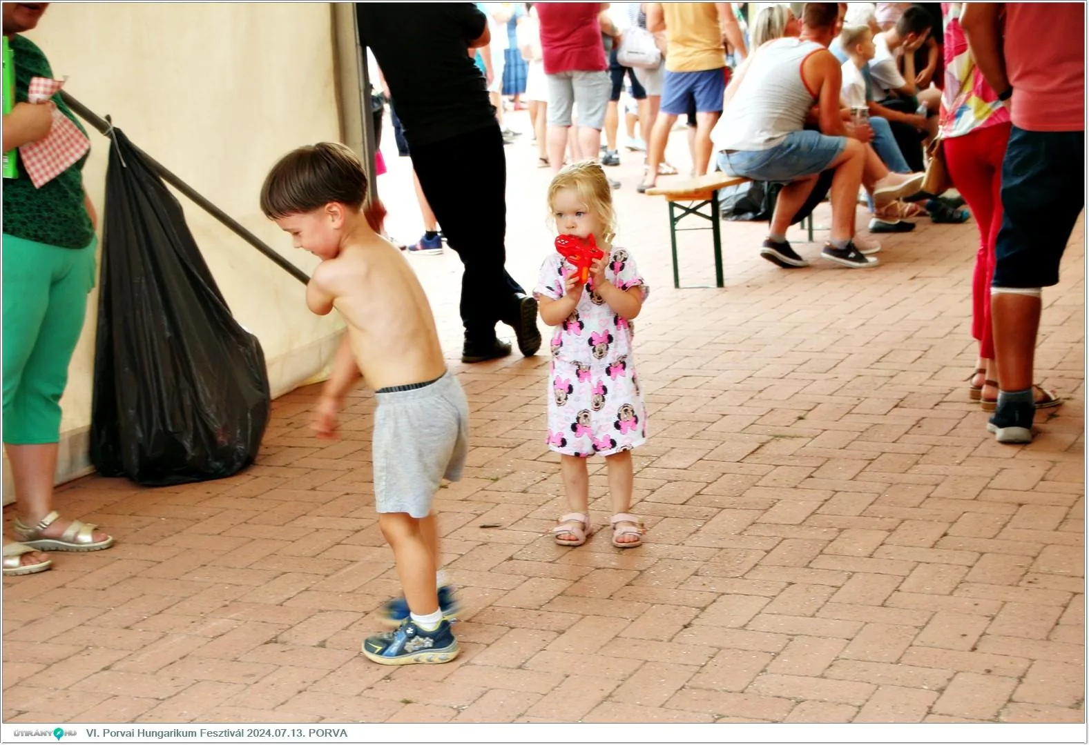 Fotók, Útirány.hu