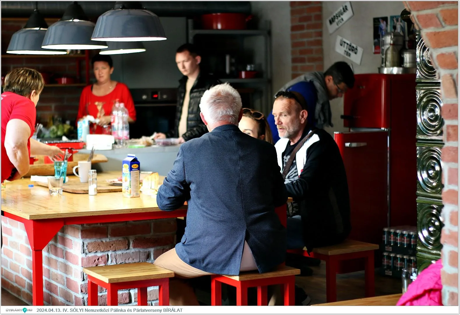 A bírálat pillanatai. Fotók: Útirány.hu