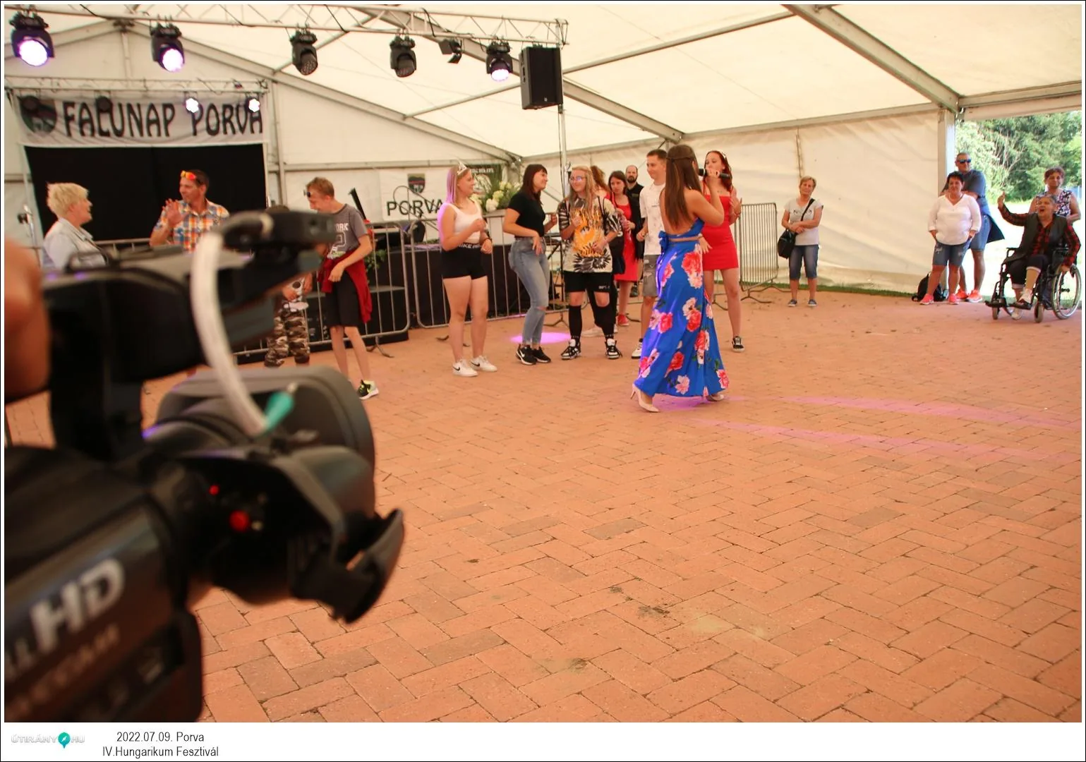 Fotók, Útirány.hu: