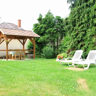 Kis Pékház földszintes 3 fős Apartman 1 hálótérrel (pótágyazható)