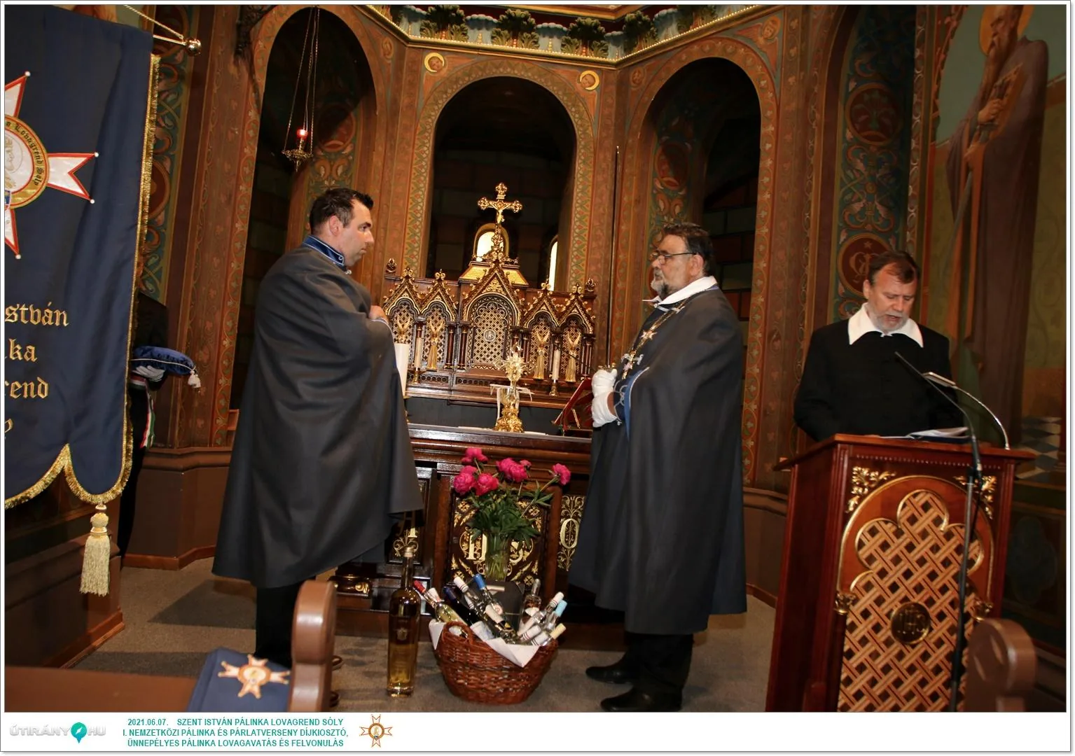 Díjkiosztó, szentelés, avatás, felvonulás