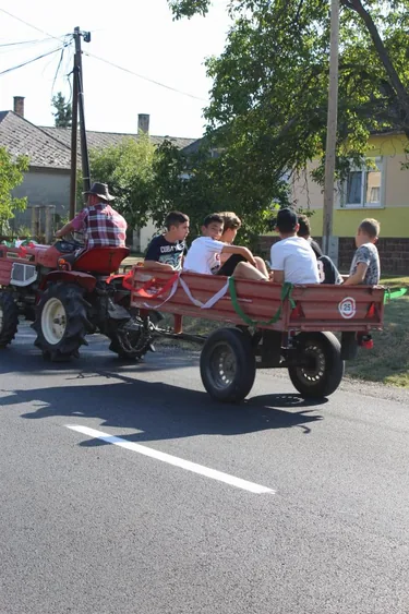 Szüreti felvonulás és utcabál