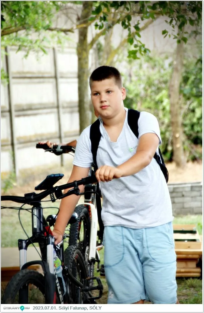 Fotók, Útirány.hu: