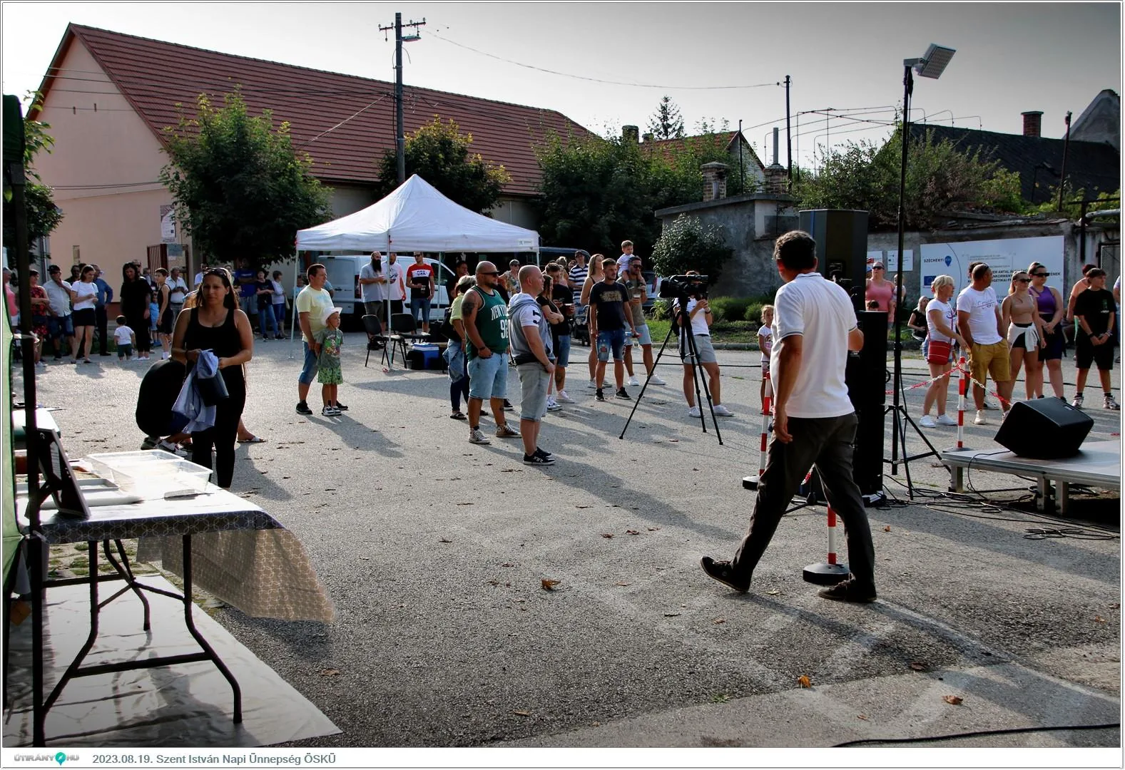 Fotók, Útirány.hu /délután, este /: