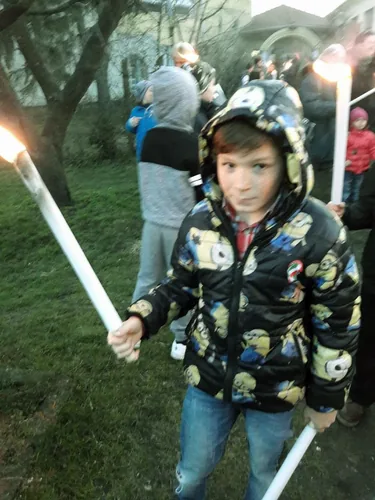 Ünnepi műsor és fáklyás felvonulás