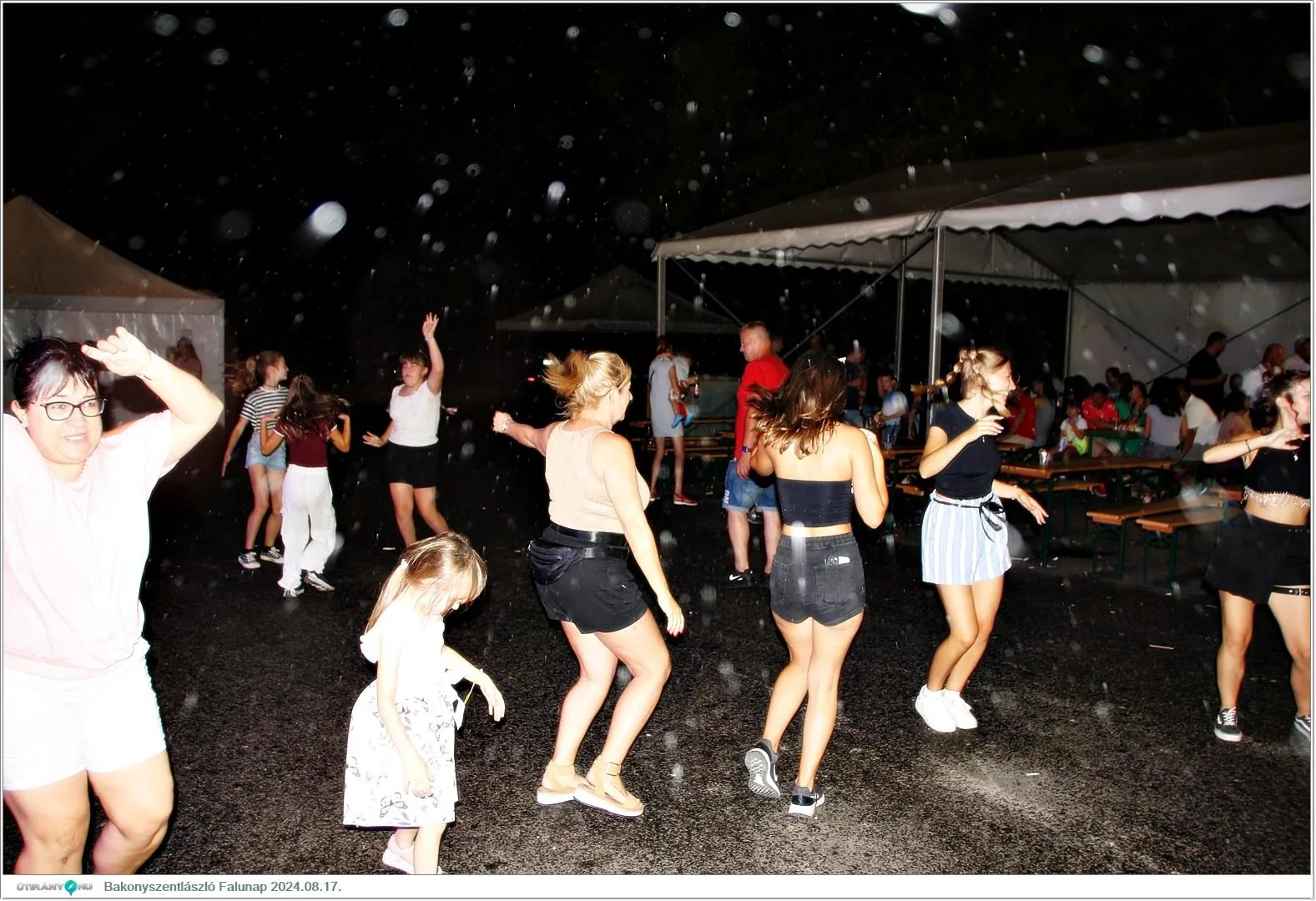 Fotók, Útirány.hu