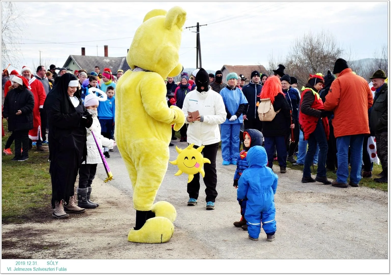 VI. Szilveszteri jelmezes futás. Fotók: Önkormányzat