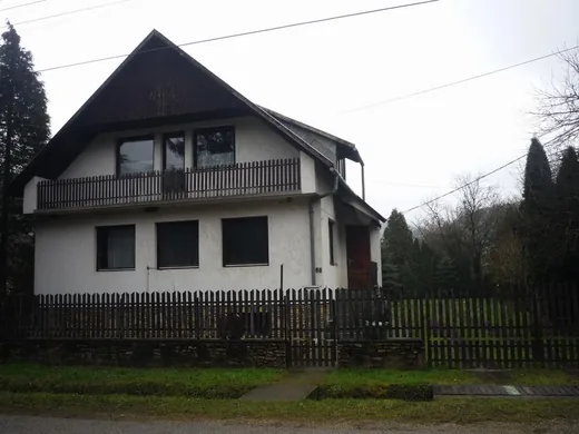 'Andor Ház' cikk borítóképe